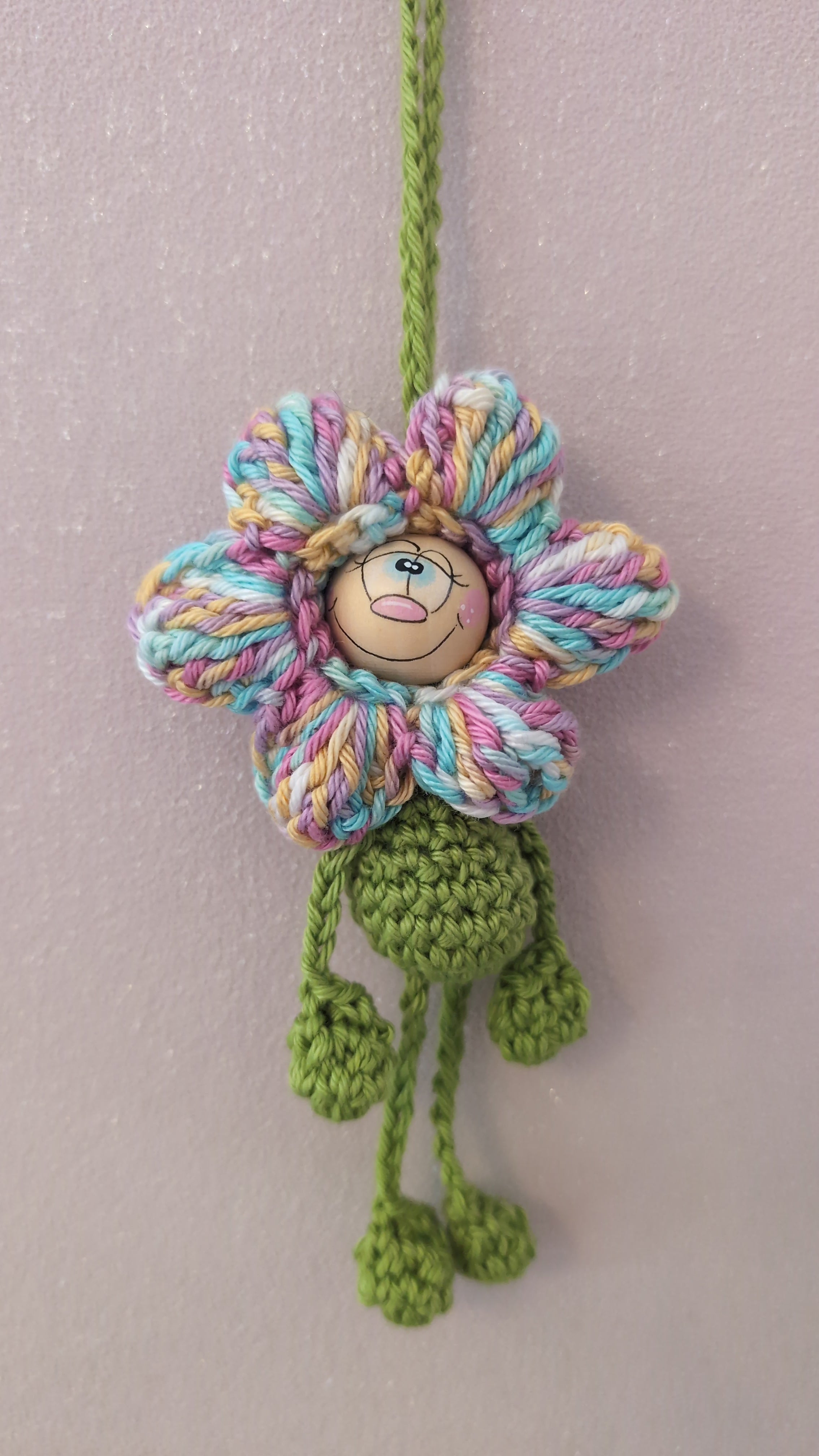 Blumenanhänger gehäkelt